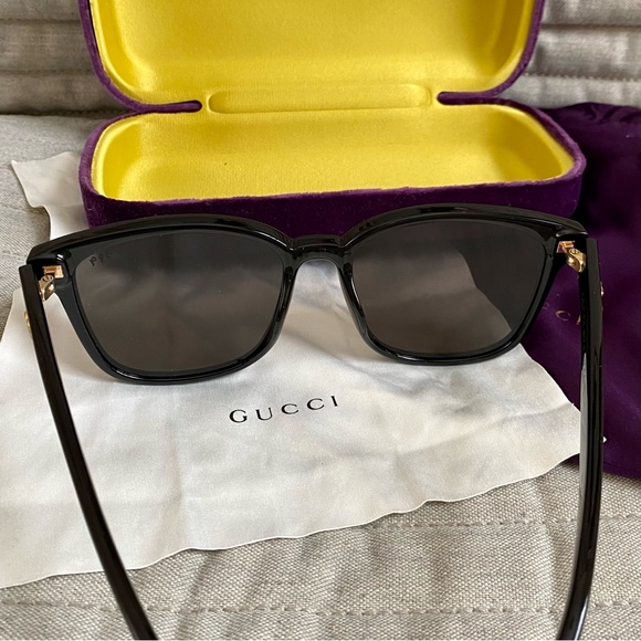 Gucci Authentic, NWOT sunglasses - Picture 7 of 10